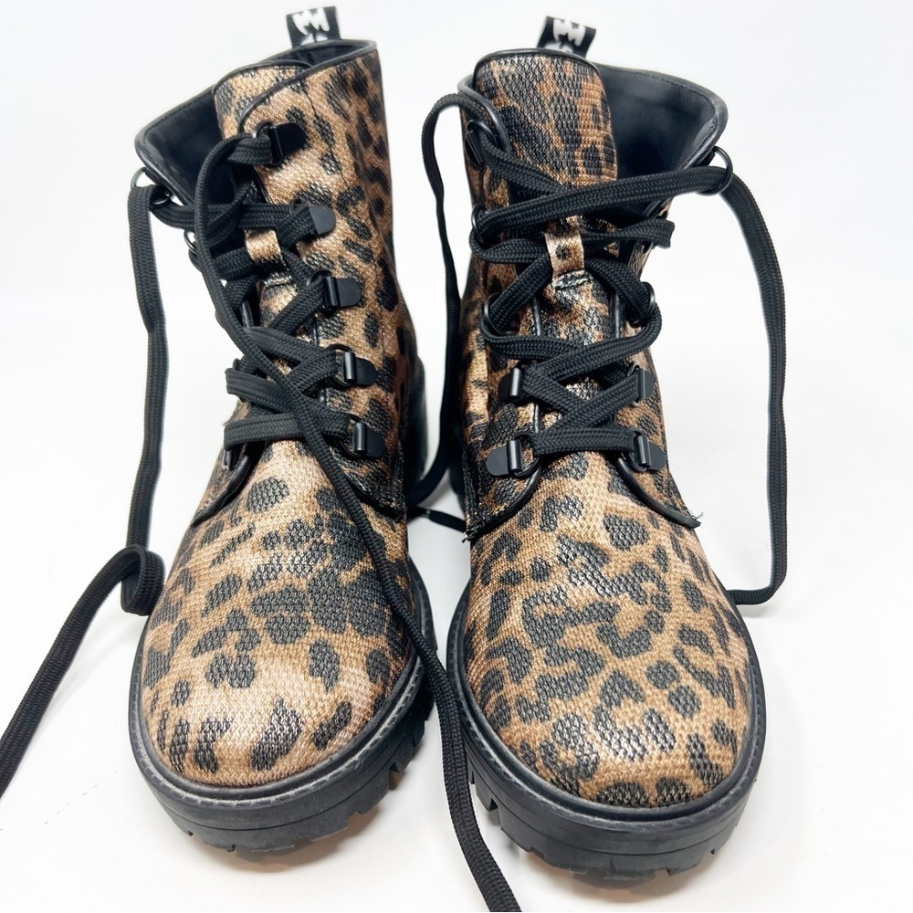 KENDALL + KYLIE BROWN BLACK LEOPARD PATTERN LUG SOLE MOTO BOOTS WOMENS
SZ 7-7.5